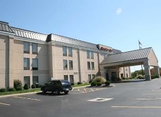 Hampton Inn Marion1