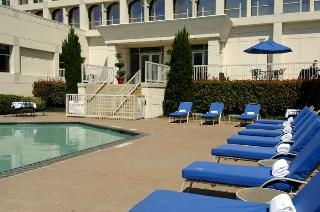DoubleTree by Hilton Hotel Dallas-Market Center4