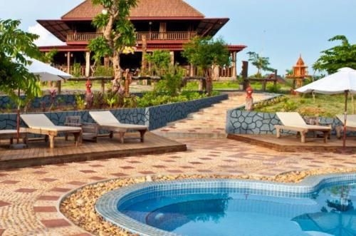 Ratanak Resort0
