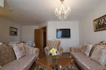 Aymira Suite Hotel0
