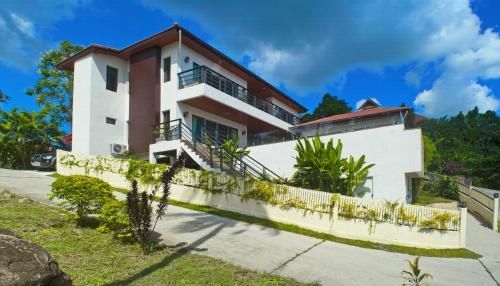 ซันไรซ์ ซีวิว วิลลา (Sunrise Seaview Villa)4