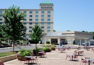 Doubletree Hotel Charlotte-Gateway Village1