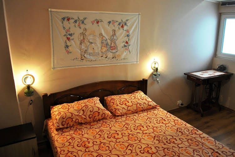 10 Coins Hostel0