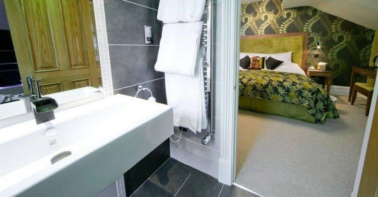 The Cranleigh Boutique0