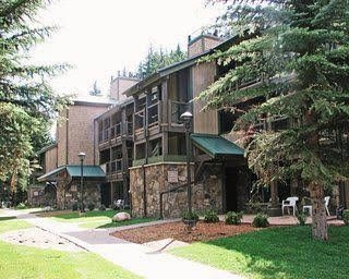 Cedar At Streamside0