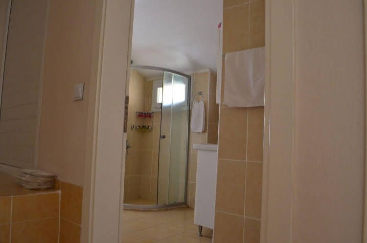 Cam Hotel0