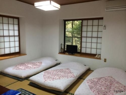 ฟูจิฮาโกเนะ เกสต์ เฮาส์ (Fuji-Hakone Guest House)2