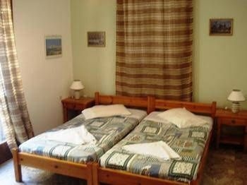 Pension Lagoudera0