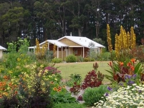 Big Brook Cottages0