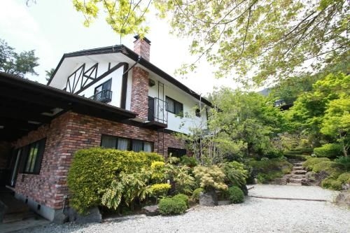 คาวากุจิโกะ คันทรี คอทเทจ แบน - แกลมปิ้ง รีสอร์ต (Country Cottage Ban)1