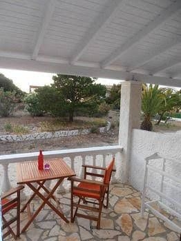 Elli Beach Apartments and Studios0