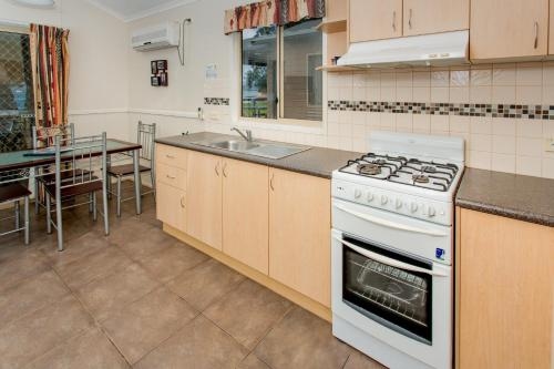 Ingenia Holidays Eden Beachfront (BIG4 Eden Beachfront Holiday Park)2