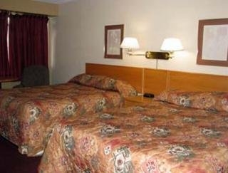 Travelodge Medicine Hat1