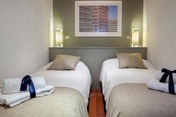 Habitat Apartments Cathedral0
