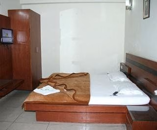 Le Grand Deluxe2