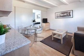 Habitat Apartments Attic Terrace0
