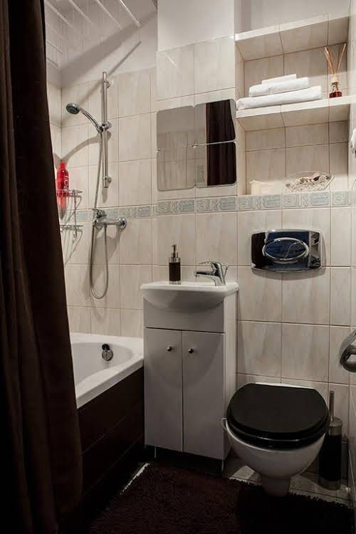 PiotrApartments II0