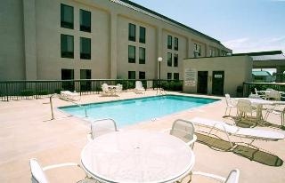 Hampton Inn Joplin4