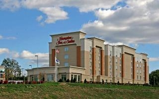 Hampton Inn & Suites Pittsburgh-Meadow Lands2