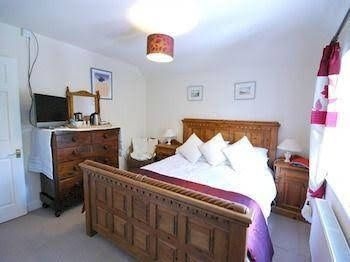 Oak Tree Cottage0