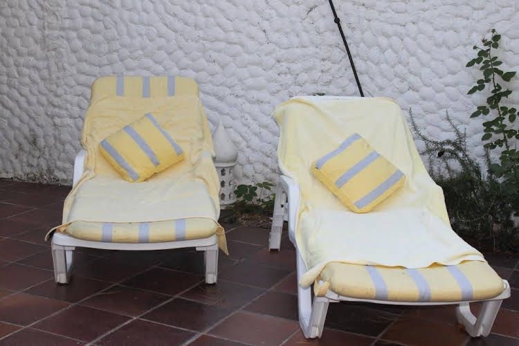 Villa Twins0