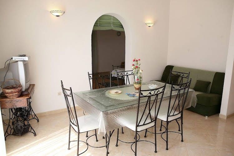 Apartments Ivona 20