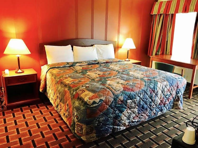Greystone Motel0