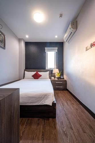 Iris Hotel2