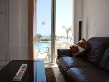 Sunrise Front Line Villa0