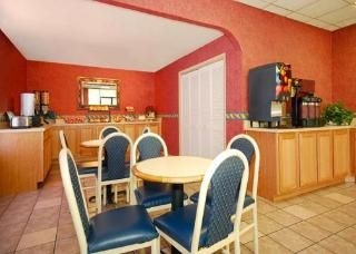 Quality Inn4
