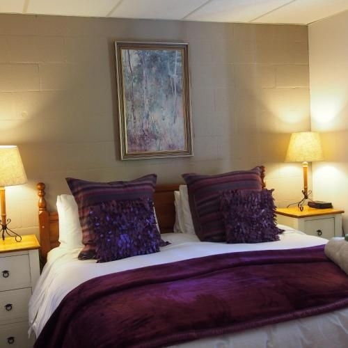 Forest Lodge Chalets0