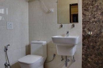 OYO Rooms, Sonha Road0