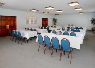 Clarion Suites Inn4