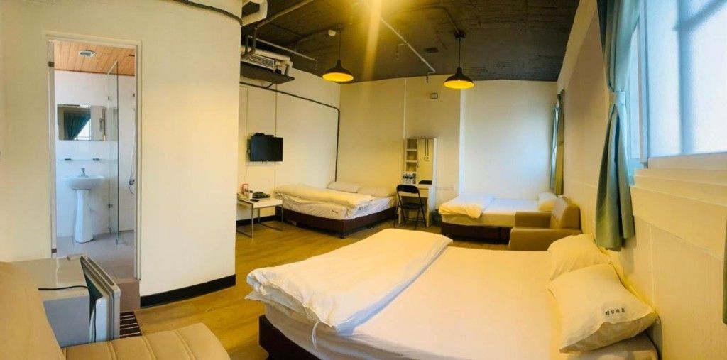 EasyInn Hotel & Hostel3