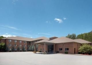 Comfort Suites0