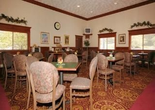 Comfort Suites3