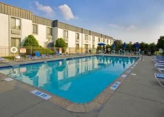 Quality Inn2
