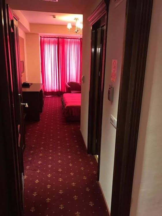 Hotel Golden Palace0