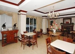 Comfort Inn & Suites4