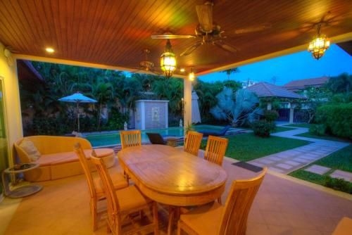 ปอมมาร์ด วิลลา บาย เจตตะ (Pommard Villa by Jetta)3