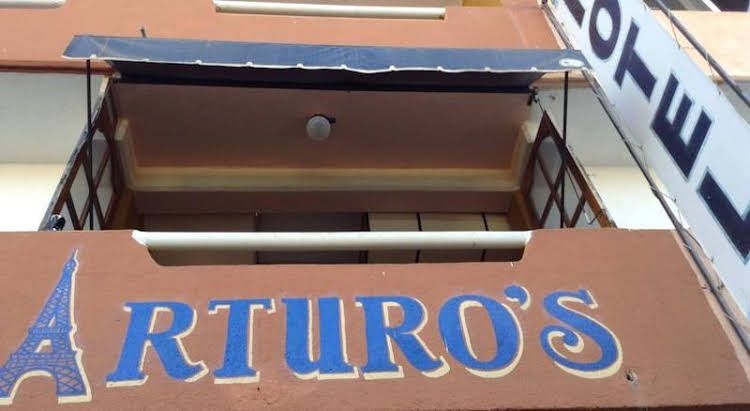Hotel Arturo's0