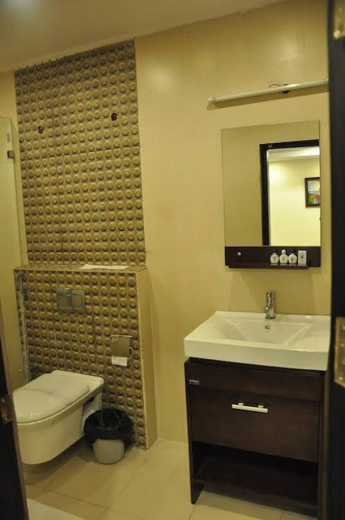 Hotel Diamond Inn0