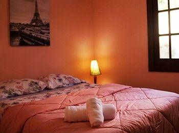 Sunset Hostel & Suites0