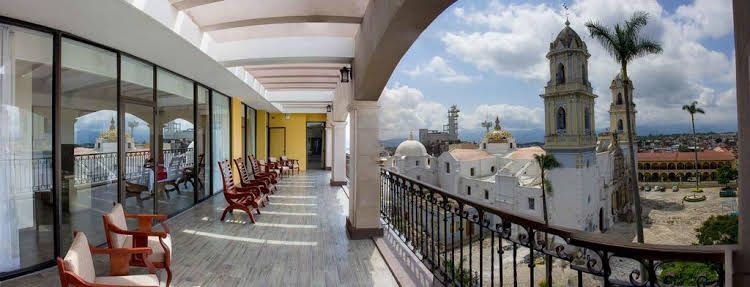 Hotel Mansur0