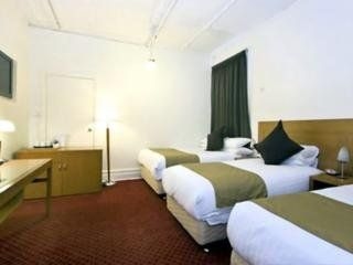 Econo Lodge Sydney South1
