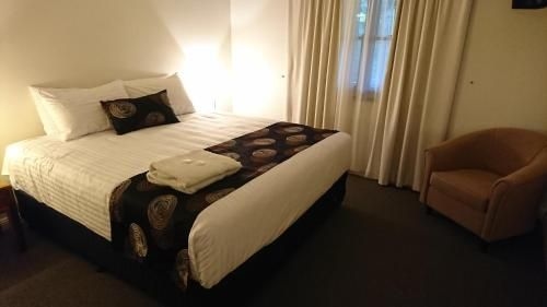 Maleny Hotel3
