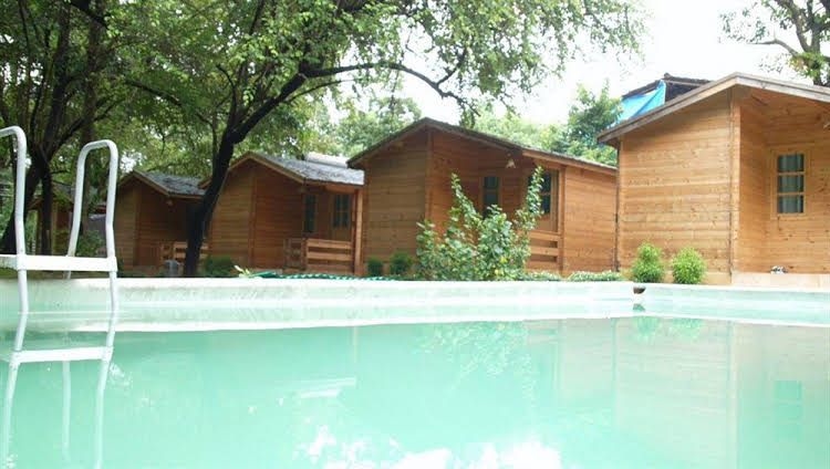 Santonio Resorts0