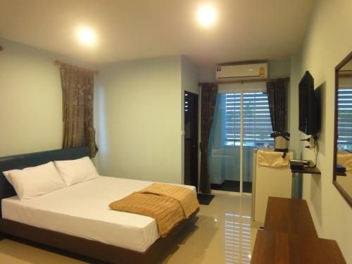บ้านเด่นหล้า (Baan Den Lar)1