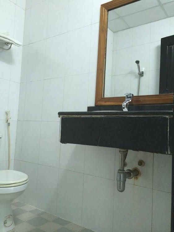 Phuong Long Hotel0