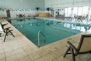 Holiday Inn Express Magnetic Hill2